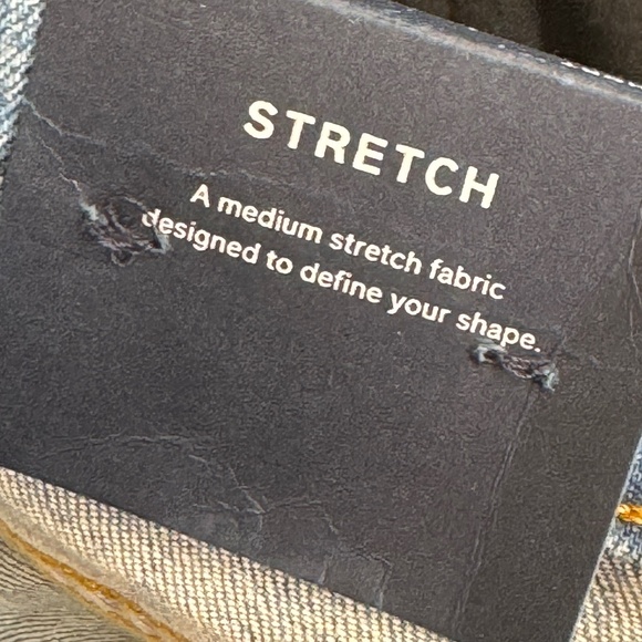 Gap | NWT Pride Embroidered Rainbow Mid Rise Stretch Denim Cut Off Jean Shorts - Picture 8 of 13